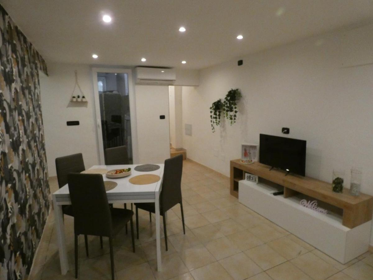 Casa Simonetta Apartment Bari Luaran gambar